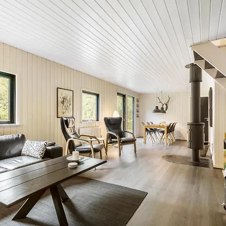 Holiday home Beautiful In With Kitchen Give