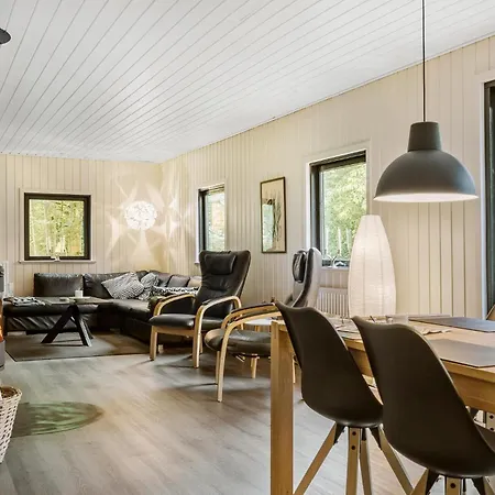 Beautiful In With Kitchen Hébergement de vacances Give