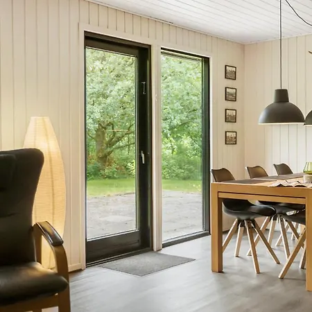 Feriehus Beautiful In With Kitchen