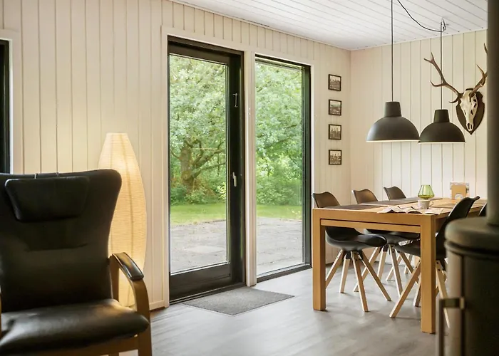 Feriehus Beautiful In With Kitchen